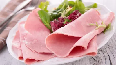 Bravur začal plátkovať údeniny – vyskúšajte plátky šunky