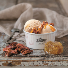 La Panna | Pekanový orech s medom – vynikajúíca smotanová zmrzlina s medovým toppingom a kúskami pekanových orechov | 520404