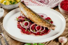 Nowaco | Grilovaná makrela so sladkokyslou repou