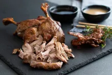 Banquet sous-vide | Kachní stehno na trhání | 709316