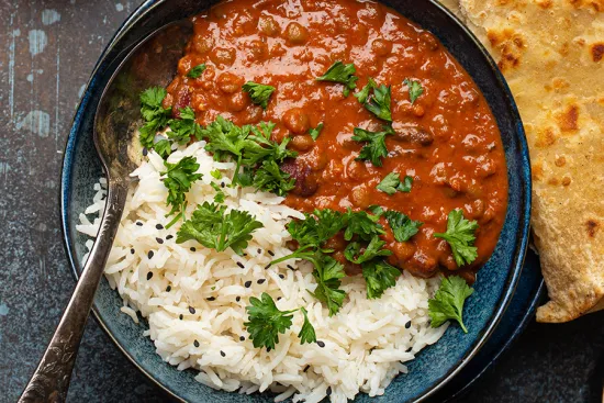 Zeleninové karí s ryžou